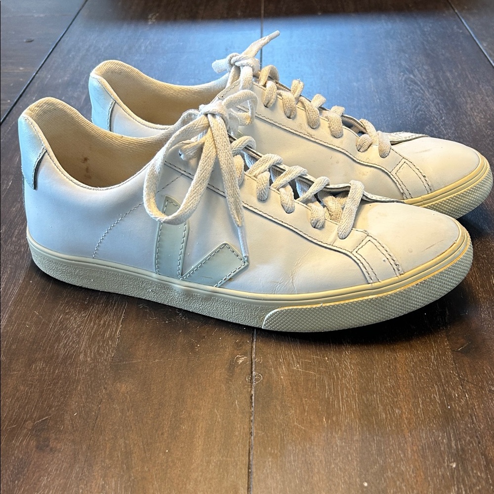 Veja White Leather with Light Green Veja Monogram Low Top Lace-Up Sneakers